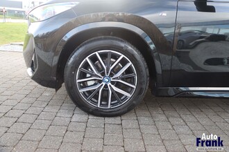BMW IX1 EDRIVE20 / M-SPORT / PANO / 360CAM / HUD / H&K / KEYLESS IMG_0731.jpg