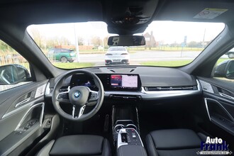 BMW IX1 EDRIVE20 / M-SPORT / PANO / 360CAM / HUD / H&K / KEYLESS IMG_0760.jpg