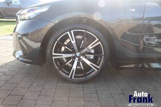 BMW 520I / TOURING / M-SPORT / TREKHK / DRIV PLUS / 20" IMG_6306.jpg