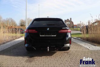BMW 520I / TOURING / M-SPORT / TREKHK / DRIV PLUS / 20" IMG_6308.jpg