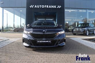 BMW 520I / TOURING / M-SPORT / TREKHK / DRIV PLUS / 20" IMG_6301.jpg