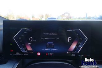 BMW 520I / TOURING / M-SPORT / TREKHK / DRIV PLUS / 20" IMG_6341.jpg