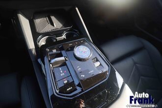 BMW 520I / TOURING / M-SPORT / TREKHK / DRIV PLUS / 20" IMG_6358.jpg