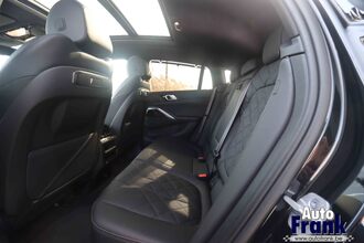 BMW X6 XDRIVE30D / LCI / M-SPORT / PANO / KEYLES / MEMORY / 21" IMG_7758.jpg