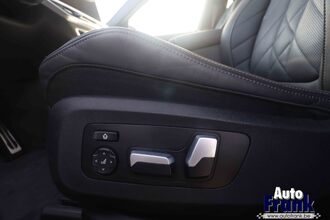 BMW X6 XDRIVE30D / LCI / M-SPORT / PANO / KEYLES / MEMORY / 21" IMG_7755.jpg