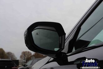 BMW M760E / M-SPORT-PRO / TV / B&W / LOUNGE / DRIV+PARK PRO IMG_8638.jpg