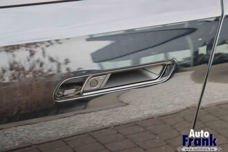 BMW M760E / M-SPORT-PRO / TV / B&W / LOUNGE / DRIV+PARK PRO IMG_8641.jpg