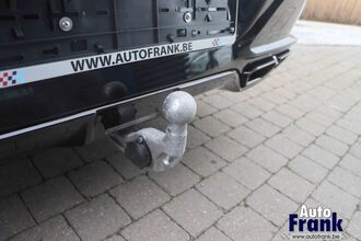 BMW M760E / M-SPORT-PRO / TV / B&W / LOUNGE / DRIV+PARK PRO IMG_8650.jpg