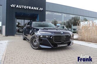 BMW M760E / M-SPORT-PRO / TV / B&W / LOUNGE / DRIV+PARK PRO IMG_8656.jpg