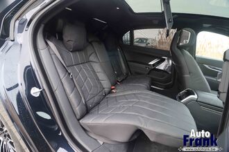 BMW M760E / M-SPORT-PRO / TV / B&W / LOUNGE / DRIV+PARK PRO IMG_8679.jpg