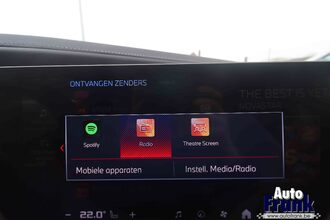 BMW M760E / M-SPORT-PRO / TV / B&W / LOUNGE / DRIV+PARK PRO IMG_8697.jpg