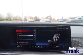 BMW M760E / M-SPORT-PRO / TV / B&W / LOUNGE / DRIV+PARK PRO IMG_8709.jpg