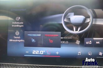 BMW M760E / M-SPORT-PRO / TV / B&W / LOUNGE / DRIV+PARK PRO IMG_8714.jpg