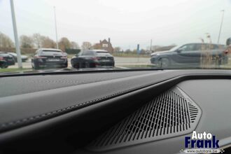 BMW M760E / M-SPORT-PRO / TV / B&W / LOUNGE / DRIV+PARK PRO IMG_8693.jpg