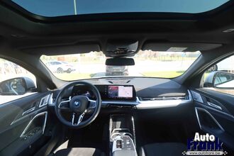 BMW IX2 EDRIVE20 / SPORT-PRO / PANO / MEMORY / 360CAM / DRIV PRO IMG_8421.jpg