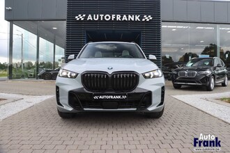BMW X5 XDRIVE50E / SPORT-PRO / INTGR STR / PANO / TRKH / DASH LEDR / SFT-CLS IMG_1084.jpg