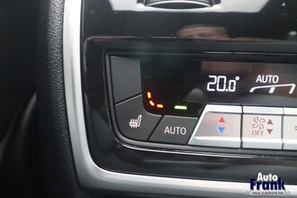 BMW X5 XDRIVE50E / SPORT-PRO / INTGR STR / PANO / TRKH / DASH LEDR / SFT-CLS IMG_1133.jpg