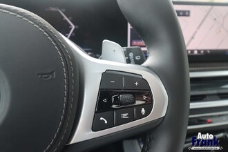 BMW X5 XDRIVE50E / SPORT-PRO / INTGR STR / PANO / TRKH / DASH LEDR / SFT-CLS IMG_1144.jpg