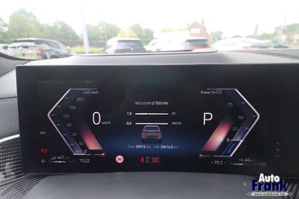 BMW X5 XDRIVE50E / SPORT-PRO / INTGR STR / PANO / TRKH / DASH LEDR / SFT-CLS IMG_1146.jpg