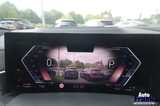 BMW X5 XDRIVE50E / SPORT-PRO / INTGR STR / PANO / TRKH / DASH LEDR / SFT-CLS IMG_1150.jpg