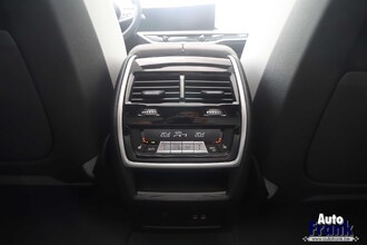 BMW X5 XDRIVE50E / SPORT-PRO / INTGR STR / PANO / TRKH / DASH LEDR / SFT-CLS IMG_1132.jpg