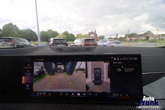 BMW X5 XDRIVE50E / SPORT-PRO / INTGR STR / PANO / TRKH / DASH LEDR / SFT-CLS IMG_1173.jpg