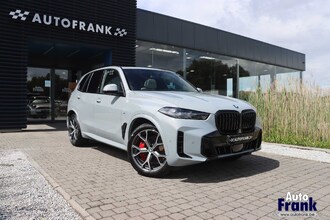 BMW X5 XDRIVE50E / M-SPORT-PRO / INTR STR / PANO / TREKHK / DRIV+PARK PRO IMG_1358.jpg