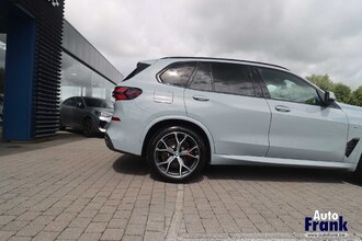 BMW X5 XDRIVE50E / M-SPORT-PRO / INTR STR / PANO / TREKHK / DRIV+PARK PRO IMG_1407.jpg
