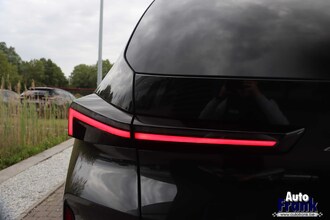BMW XM 50E / TREKHK / 23" / DRIV PRO / 360CAM / HUD / MASSAGE IMG_1446.jpg
