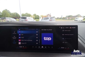 BMW XM 50E / TREKHK / 23" / DRIV PRO / 360CAM / HUD / MASSAGE IMG_1482.jpg