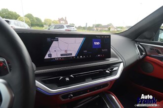 BMW XM 50E / TREKHK / 23" / DRIV PRO / 360CAM / HUD / MASSAGE IMG_1480.jpg