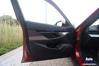 BMW 550E / TOURING / M-SPORT-PRO / PANO / DRIV PRO / ONDERSTEL PRO / INTGR STEER / TREKHK IMG_1539.jpg