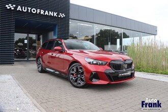 BMW 550E / TOURING / M-SPORT-PRO / PANO / DRIV PRO / ONDERSTEL PRO / INTGR STEER / TREKHK IMG_1535.jpg