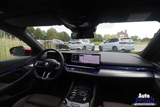 BMW 550E / TOURING / M-SPORT-PRO / PANO / DRIV PRO / ONDERSTEL PRO / INTGR STEER / TREKHK IMG_1548.jpg