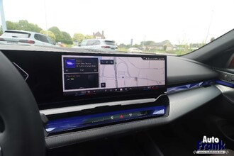 BMW 550E / TOURING / M-SPORT-PRO / PANO / DRIV PRO / ONDERSTEL PRO / INTGR STEER / TREKHK IMG_1558.jpg