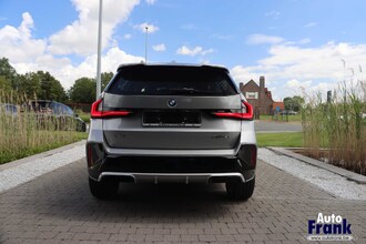 BMW X1 SDRIVE18I / SPORT-PRO / PANO / KEYLESS / CAMERA / VERW ZETLS IMG_1843.jpg