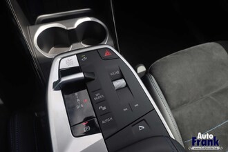 BMW X1 SDRIVE18I / SPORT-PRO / PANO / KEYLESS / CAMERA / VERW ZETLS IMG_1890.jpg