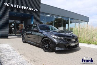 BMW I5 EDRIVE40 / TOURING / M-SPORT / PANO / DRIV+PARK PLUS / H&K IMG_1709.jpg