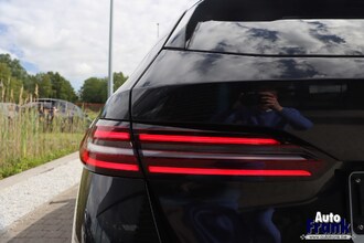 BMW I5 EDRIVE40 / TOURING / M-SPORT / PANO / DRIV+PARK PLUS / H&K IMG_1704.jpg