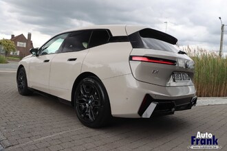 BMW IX XDRIVE45E / SPORT-PRO / TREKHK / DRIV & PARK PRO / HUD / H&K / 22" IMG_1973.jpg