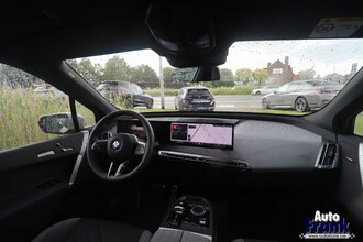 BMW IX XDRIVE45E / SPORT-PRO / TREKHK / DRIV & PARK PRO / HUD / H&K / 22" IMG_2006.jpg