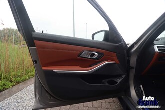 BMW M3 COMP / 4X4 / BERLINE / LCI / INDIVIDUAL ON REQUEST! / TARTUFO / DRIV PRO / 360CAM IMG_2084.jpg