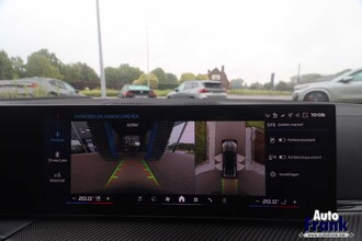 BMW M3 COMP / 4X4 / BERLINE / LCI / INDIVIDUAL ON REQUEST! / TARTUFO / DRIV PRO / 360CAM IMG_2128.jpg