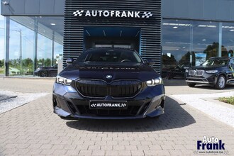 BMW 530E / TOURING / M-SPORT / PANO / MEMORY / VENT ZTLS IMG_3296.jpg