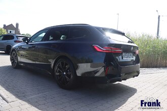 BMW 530E / TOURING / M-SPORT / PANO / MEMORY / VENT ZTLS IMG_3302.jpg