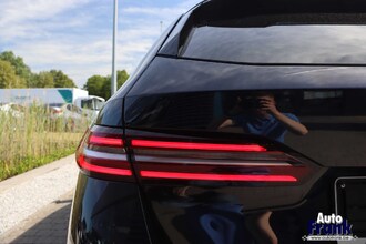 BMW 530E / TOURING / M-SPORT / PANO / MEMORY / VENT ZTLS IMG_3313.jpg