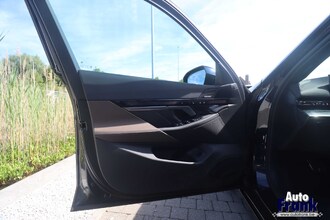 BMW 530E / TOURING / M-SPORT / PANO / MEMORY / VENT ZTLS IMG_3322.jpg
