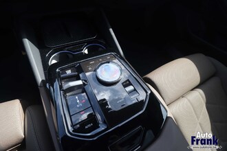 BMW 530E / TOURING / M-SPORT / PANO / MEMORY / VENT ZTLS IMG_3359.jpg