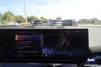 BMW 530E / TOURING / M-SPORT / PANO / MEMORY / VENT ZTLS IMG_3351.jpg