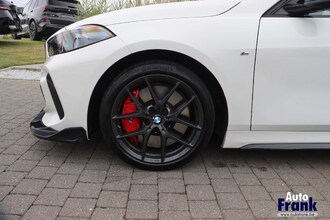 BMW 118I / AUT / SPORT-PRO / H&K / PANO / NAVI PRO / ADAP LED / VERW STUUR+ZTLS IMG_3368.jpg